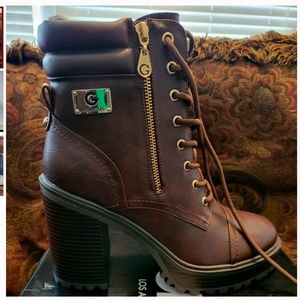 G by Guess,  Guess  Dark brown Platform Boot  Size 7 GOLD Lace-Eye Grommets